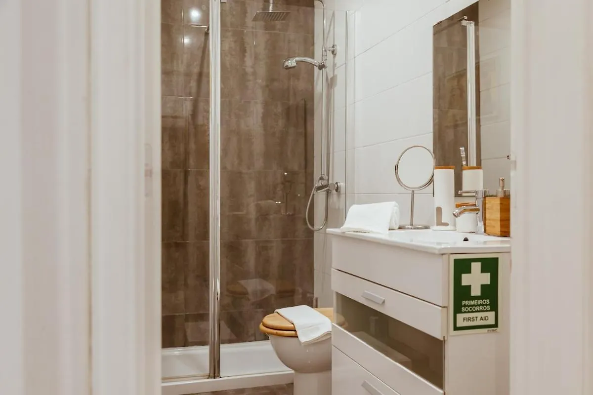 Ideal Para Home Office Com Terraco Privado Lisboa 0*,  البرتغال